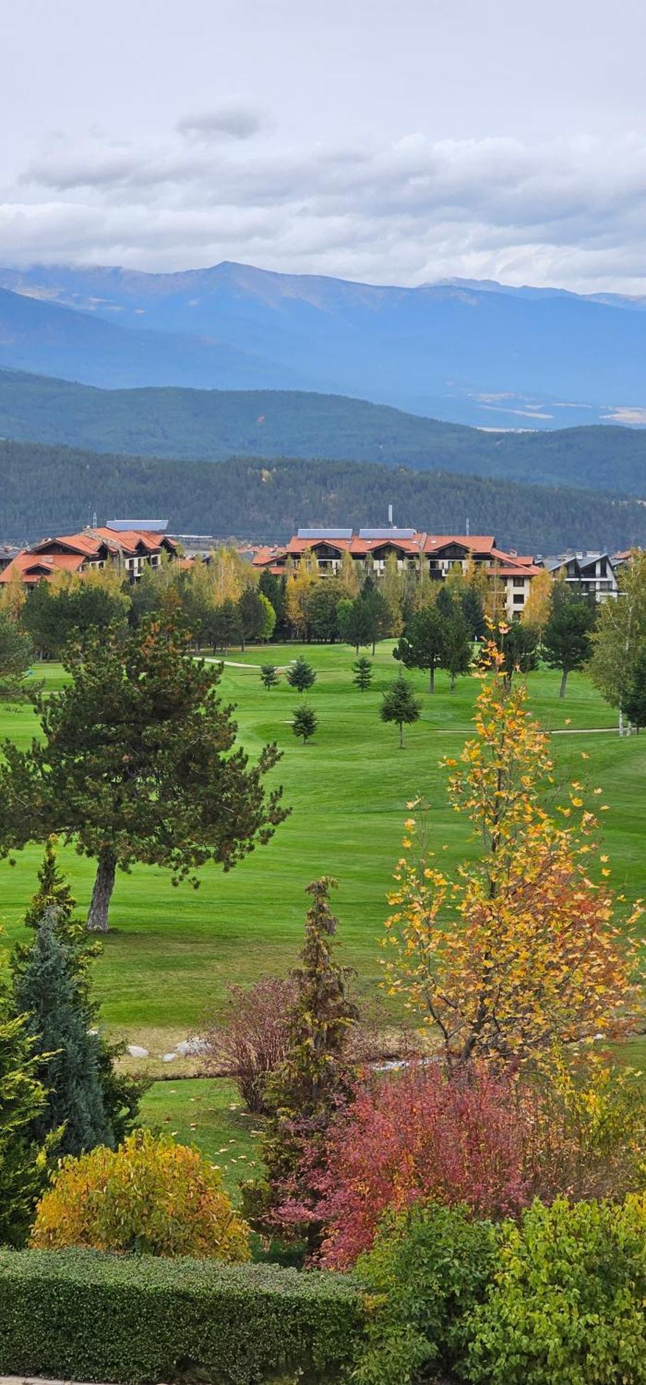 Green Peaks Suite In Pirin Golf & County Club Raslog Zimmer foto